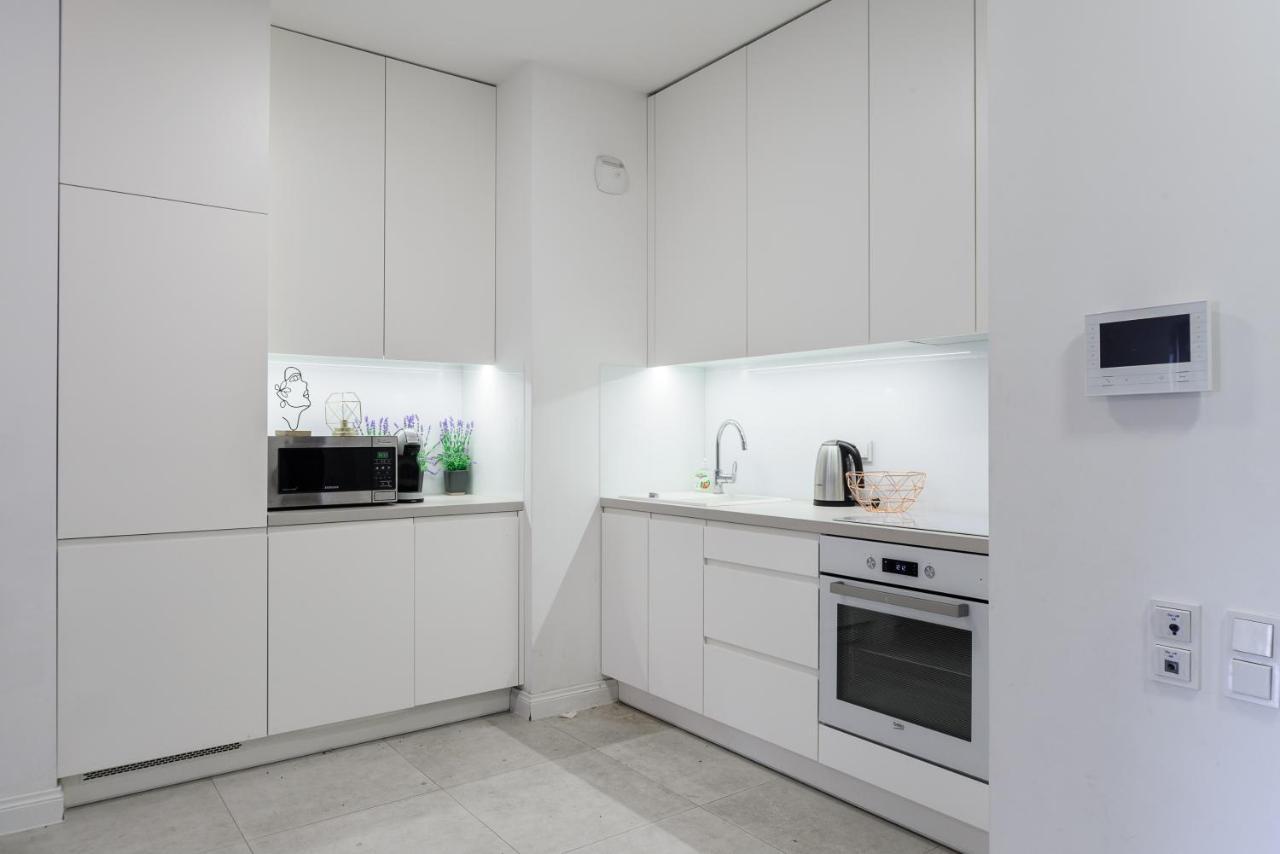 Lumina Luxury Apartments In Mennica Residence Varsovia Exterior foto