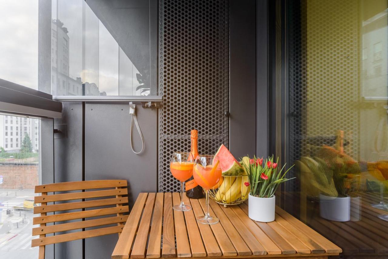 Lumina Luxury Apartments In Mennica Residence Varsovia Exterior foto