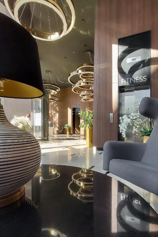 Lumina Luxury Apartments In Mennica Residence Varsovia Exterior foto